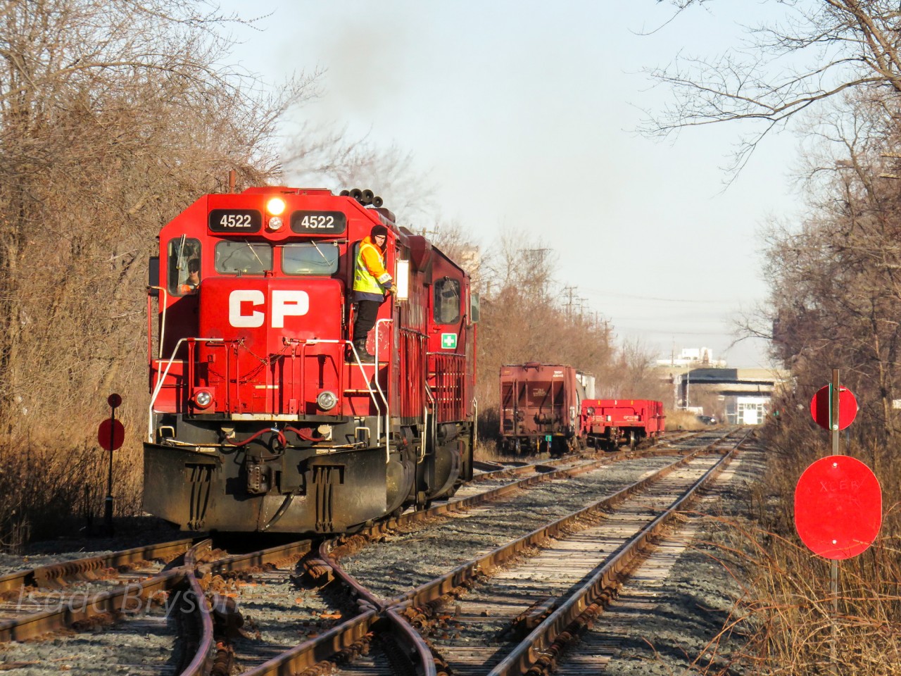 CP T17 makes its way north up the CP Canpa sub with CP 4522 and CP 3117. This day, they were training employees so I am not too sure what happened before I arrived, but after, they lifted the empty coils cars on the west main. Next, they pulled forward and pushed the coils into the siding. After, they ran around their train, and hooking onto the hoppers before switching out Versapet. Finally, they hooked up hoppers from Versapet and headed north to go switch out Area H.