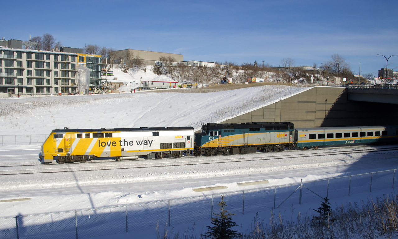 VIA 63 has VIA 919 and VIA 6412 up front, with VIA 906 on the tail end.