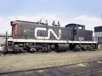 I was thinking it was an opportune time to post a roster shot of GMD1 CN #1053 since the news is, with the rare exceptions (like 1437) we are not likely to get the opportunity to shoot these distinctive units any more. Saw this in Symington Yd, Winnipeg back in 1976. Nearby was 1031. They were common and practical branch line engines in the central prairies.