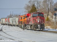 CP 142 with 2 ex. QNSL sd40s trailing navigates into 2 long just before making a cut and dropping 19 cars on its tail.