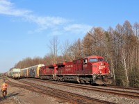 The conductor of GEXR 3800 and engineer of CP 8825 share a wave as CP 147 rolls through Guelph Junction West. I tried like mad to get a side by side with CP 651 and CP 147 but the timing was off on both shots. You can't win them all.