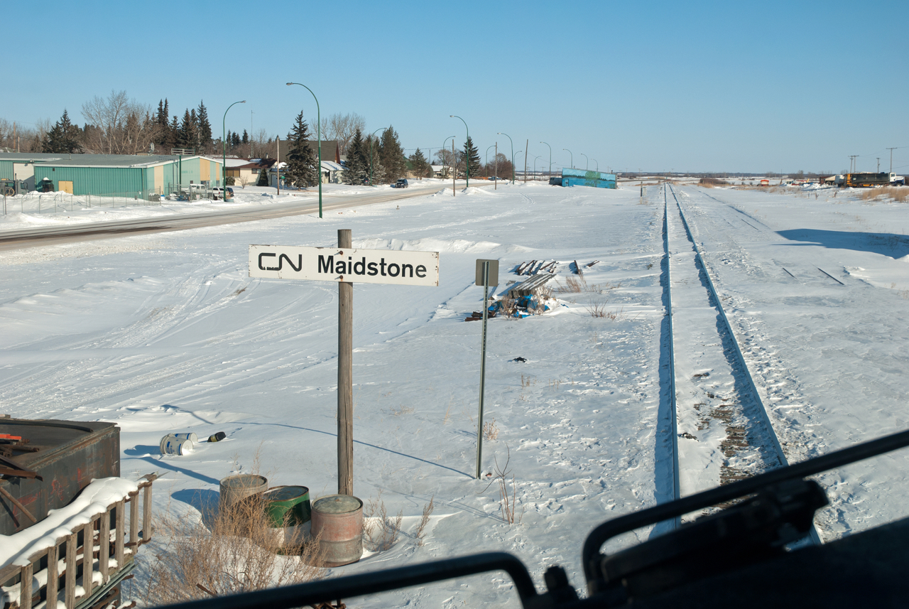 While its not quite a Time Machine shot to Bill Hooper's wonderful photo of Maidstone in 1985, this 2009 photo shows how much has changed. 

http://www.railpictures.ca/?attachment_id=45417