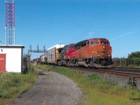 Here is another interesting 2006 era catch from my archives. CN 394 is pictured drifting through Paris with a very unlikely pairing of a BNSF GP60M and CN 2594 trailing, to give it some context. From recent pictures online, it appears many of these type of BNSF units are out in California on local jobs.