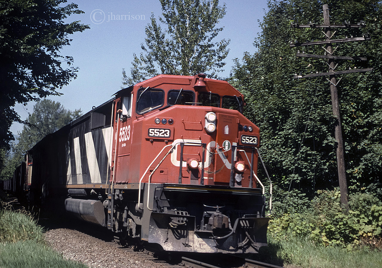 Eastbound CN SD60F 5523 at Popkum on CNs Yale Sub. Built in early 1989 and sold to LTEX in 2018.