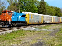 CN 271 flying through Paris with a one-unit GT SD70M-2 8952. 8952 is one of 6 heritage units CN made. 