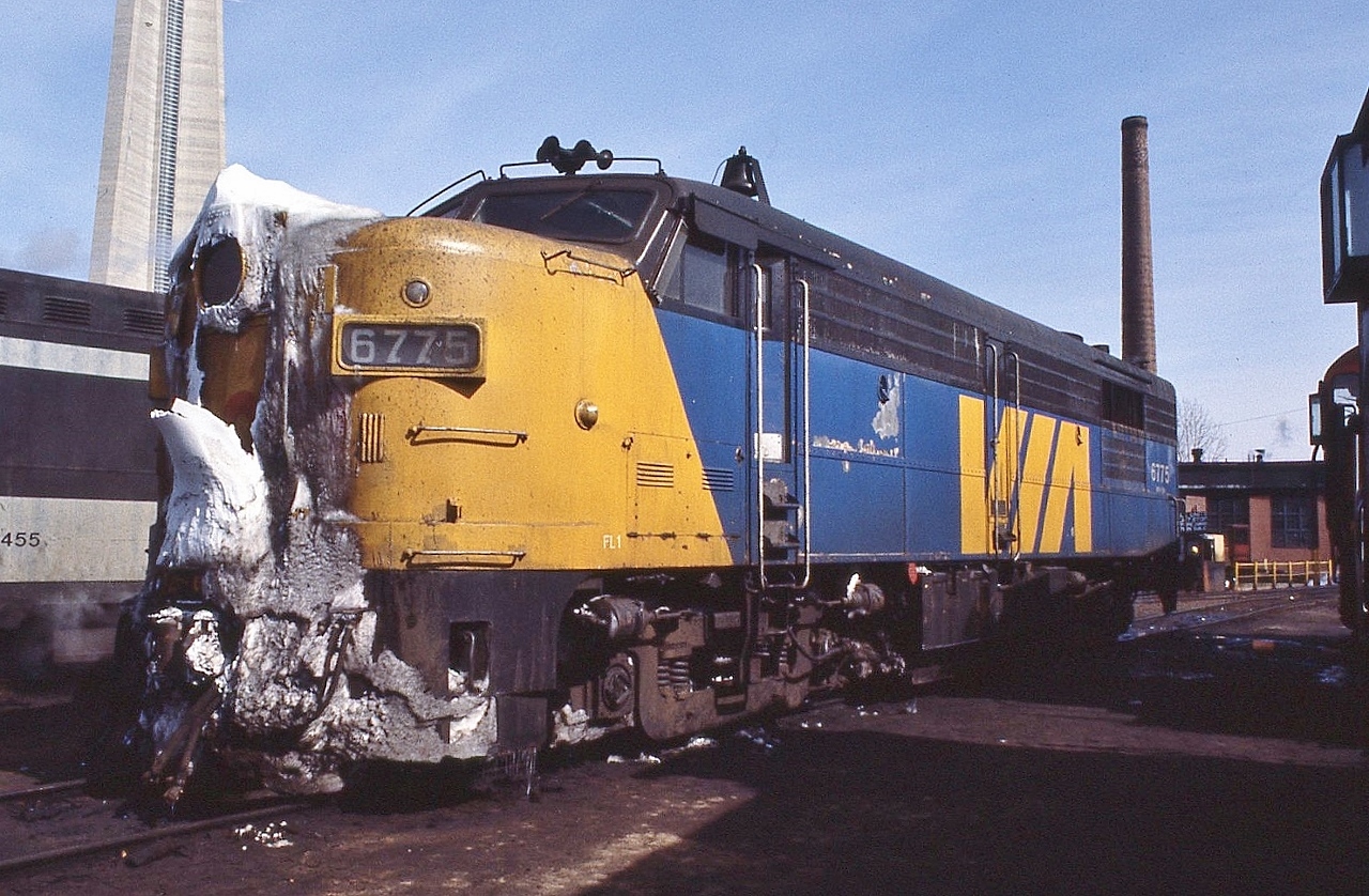 Always something different at Spadina: a snow and ice encrusted nose. 


    MLW 1959 built FPA-4 #6775 at CN Spadina, April 1, 1978  Kodachrome by S.Danko


   By 1988 VIA # 6775 to NAPA Valley #71