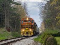 After a meet with GEXR 583 at Arkell, GEXR 582 is seen rolling southbound through Moffat nearing Guelph Junction.