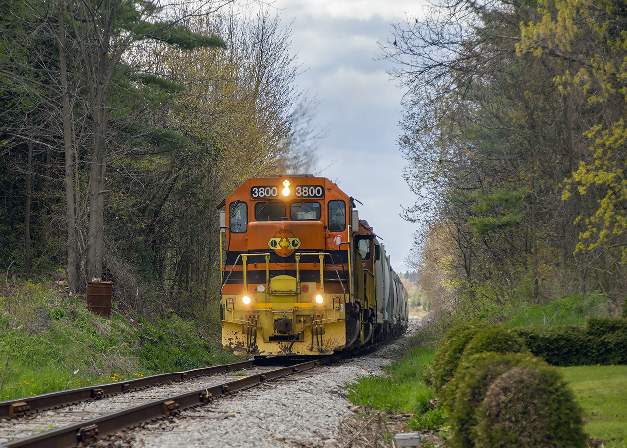 After a meet with GEXR 583 at Arkell, GEXR 582 is seen rolling southbound through Moffat nearing Guelph Junction.