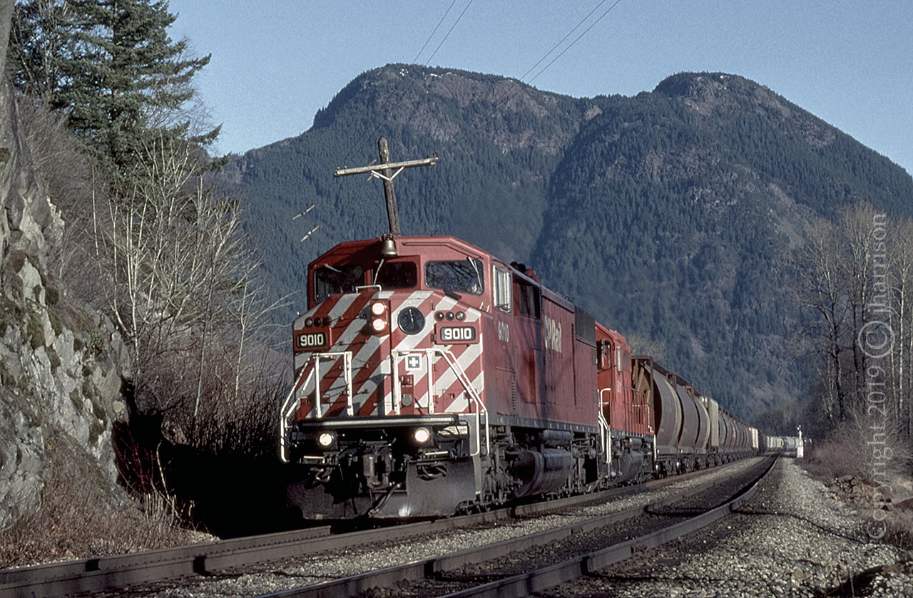 Westbound CP 9010 at Agassiz, January 22 1995. Sold to CMQ 2015 and re-acquired by CP when they merged with CMQ in 2020. Info: CPDIESELROSTER. Anyone know what its status is today?