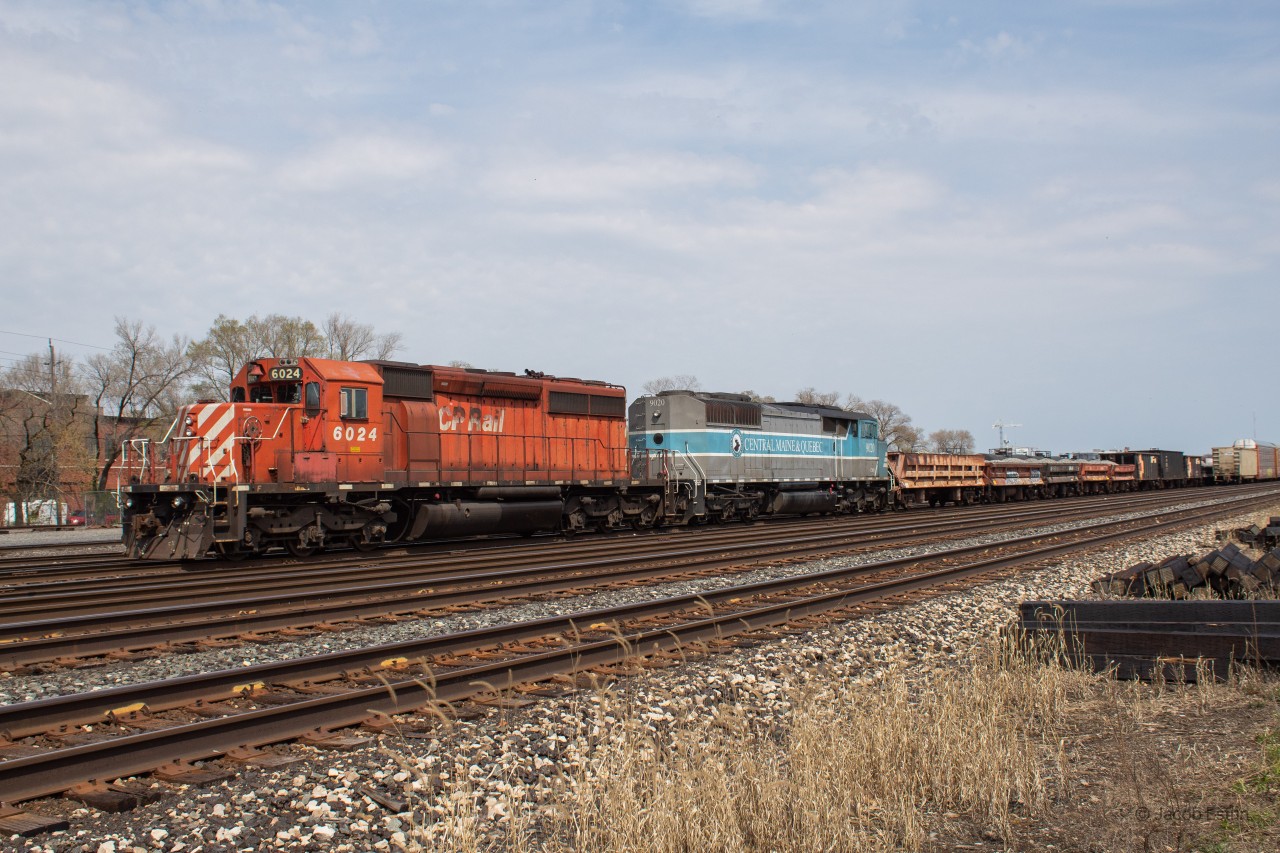 CP 6024 & CMQ 9011 seen sitting over by Scartlett Road in the West end of Lambton Yard on a Sunny April afternoon.