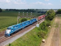 CN L583 departs Paris Junction for London with a trio of GMTX leasers.