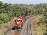 2021.09.08 CP 6255 leading Jordan Spreader CP 402894, CP 6307 trailing, at Darlington Siding East