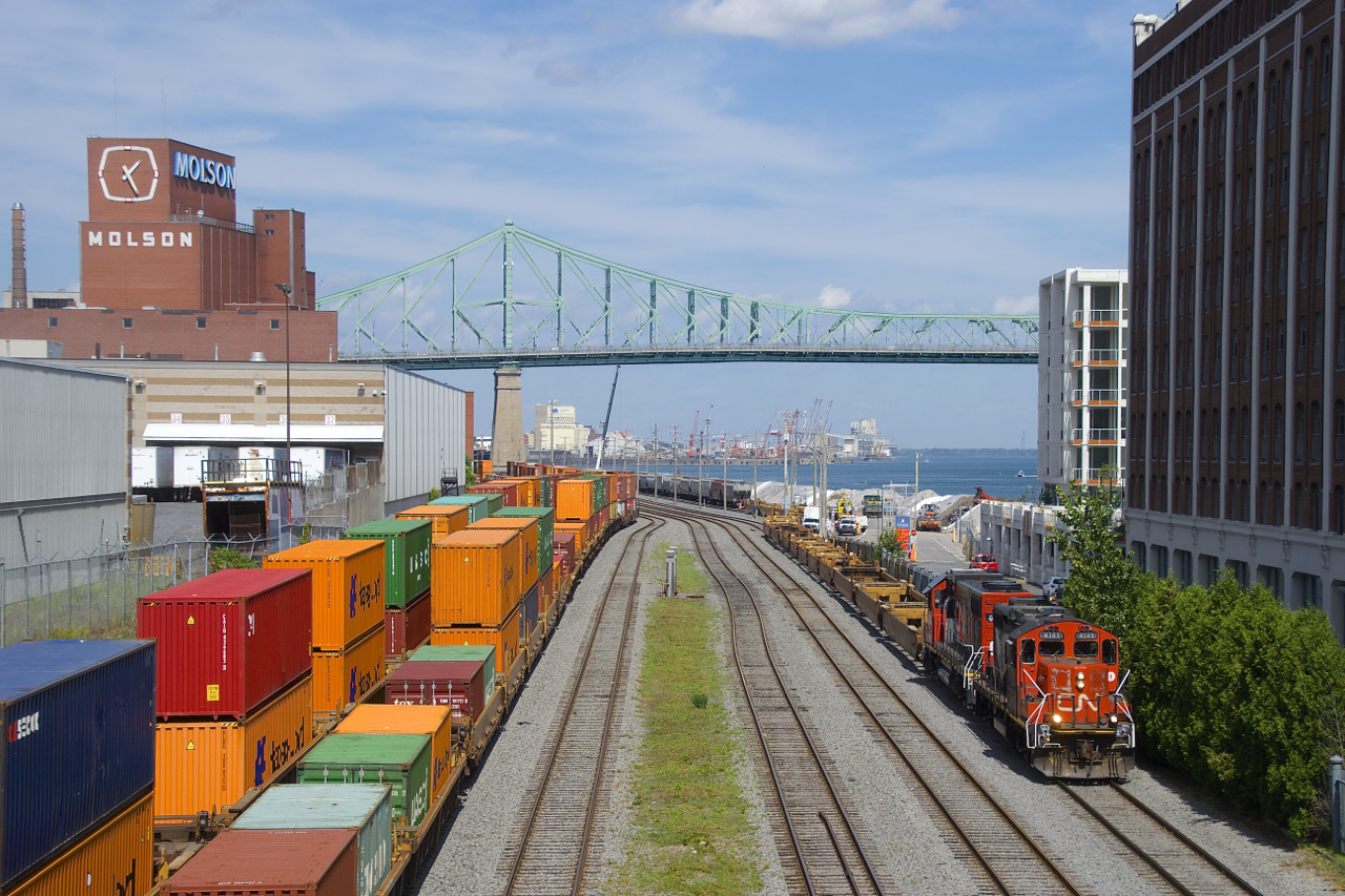 The Pointe St-Charles Switcher is doubling its outbound train in the Port of Montreal with CN 4141 & GTW 6226 for power.