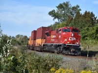 Fall is in the air, and soon the smell of diesel will be too as CP 142 approaches the Darlington siding at speed after meeting 113 in Oshawa.