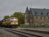 After having trying to get info on it all week, CP 41B finally decided to make its way back up to Canada after staying in NY for about a week, CP 1401 took the lead on this one as SD70ACU 7019 took the lead of the southbound/eastbound trip. It is seen stopped here next to the old station in Lacolle, Qc as it was waiting for customs officers to show up as they did their duties here.