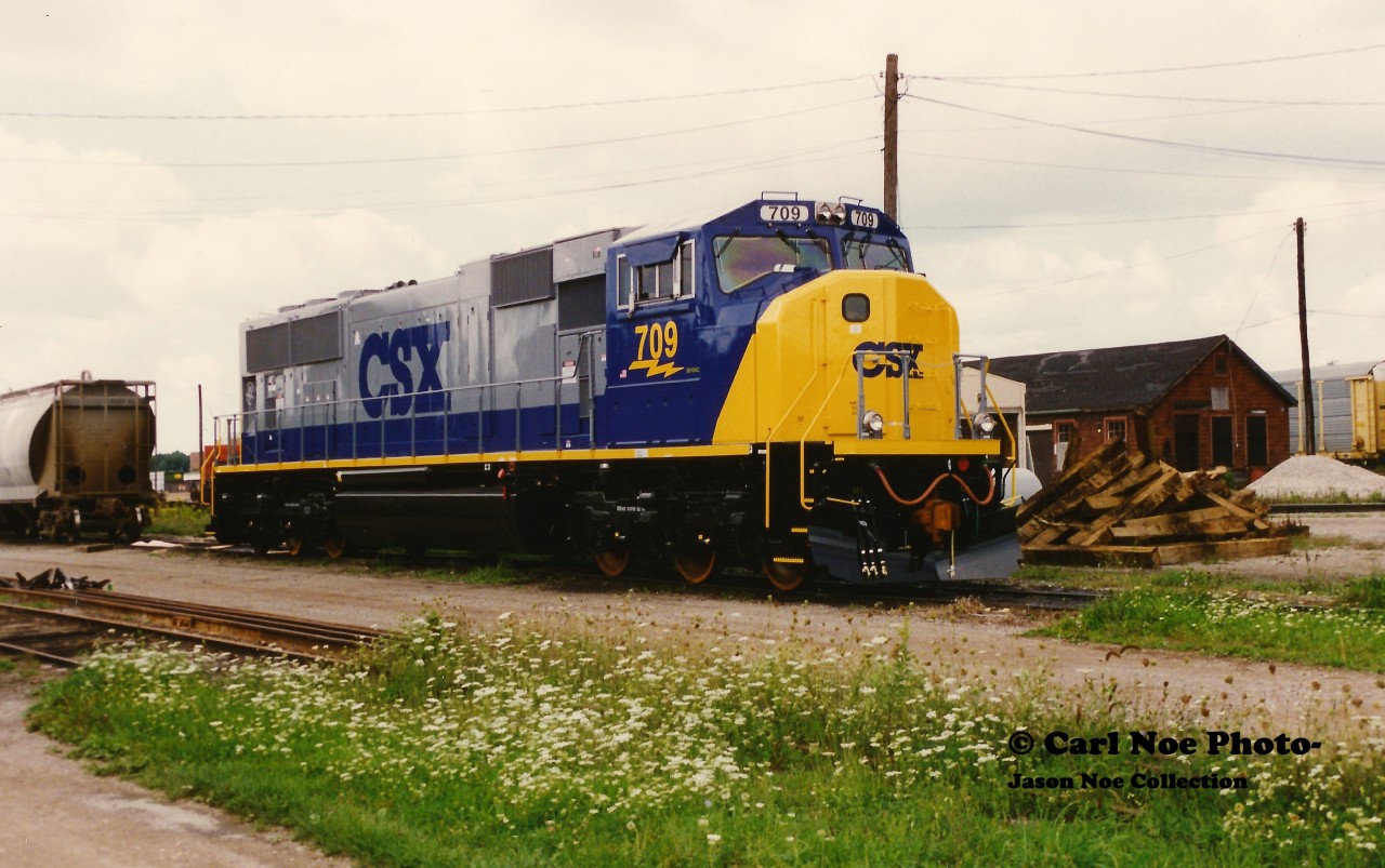 Brand new CSXT SD70MAC 709 is viewed awaiting its first trip westbound to Detroit at CP’s Quebec Street yard after being built at the iconic GMDD facility in London, Ontario.