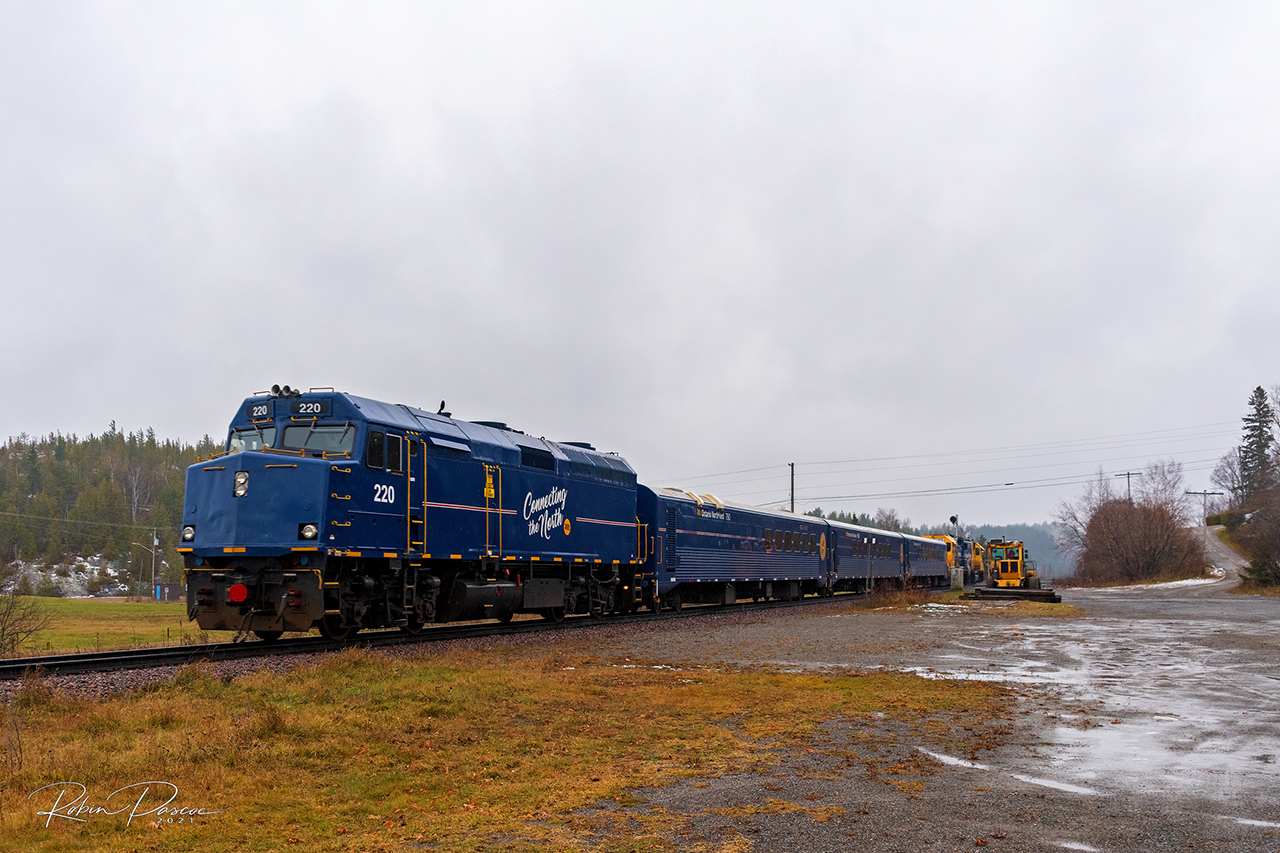 On Sunday November 21, 2021 Ontario Northland started the first leg of a Test Passenger Train run evaluating track conditions between Cochrane and North Bay on the Devonshire, Ramore, and Temagami Subdivisions.
The test is planned to continue South on Monday Nov 22 to Union Station and back to North Bay, then return to Cochrane on Tuesday.

ON Special 1809 passes through Cobalt
Passenger Test Train