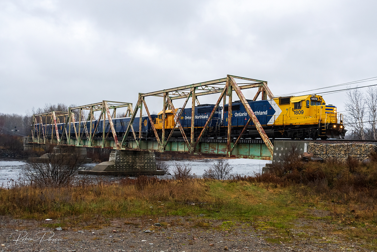 On Sunday November 21, 2021 Ontario Northland started the first leg of a Test Passenger Train run evaluating track conditions between Cochrane and North Bay on the Devonshire, Ramore, and Temagami Subdivisions.
The test is planned to continue South on Monday Nov 22 to Union Station and back to North Bay, then return to Cochrane on Tuesday.

ON Special 1809 crosses the Latchford bridge over the Montreal River
Passenger Test Train