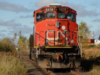 CN 5275 idling clear of the West leg on CN's Sudbury spur, ready to be picked up by CN after having some work done at DESX's busy new Foundry road facility. 