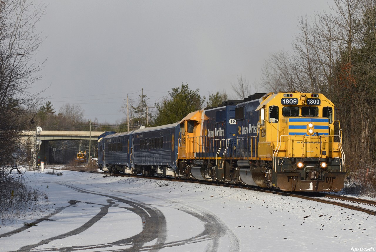 ON 1809 South comes off the Newmarket sub and onto the Bala sub at Washago for a quick practice pause of about 10 seconds at the station, running a test train to Toronto collecting data for the return of the Northlander proposal. Early still, it is exciting to see the return of ONR to Central/Southern Ontario after running their last train through here just over a decade ago.