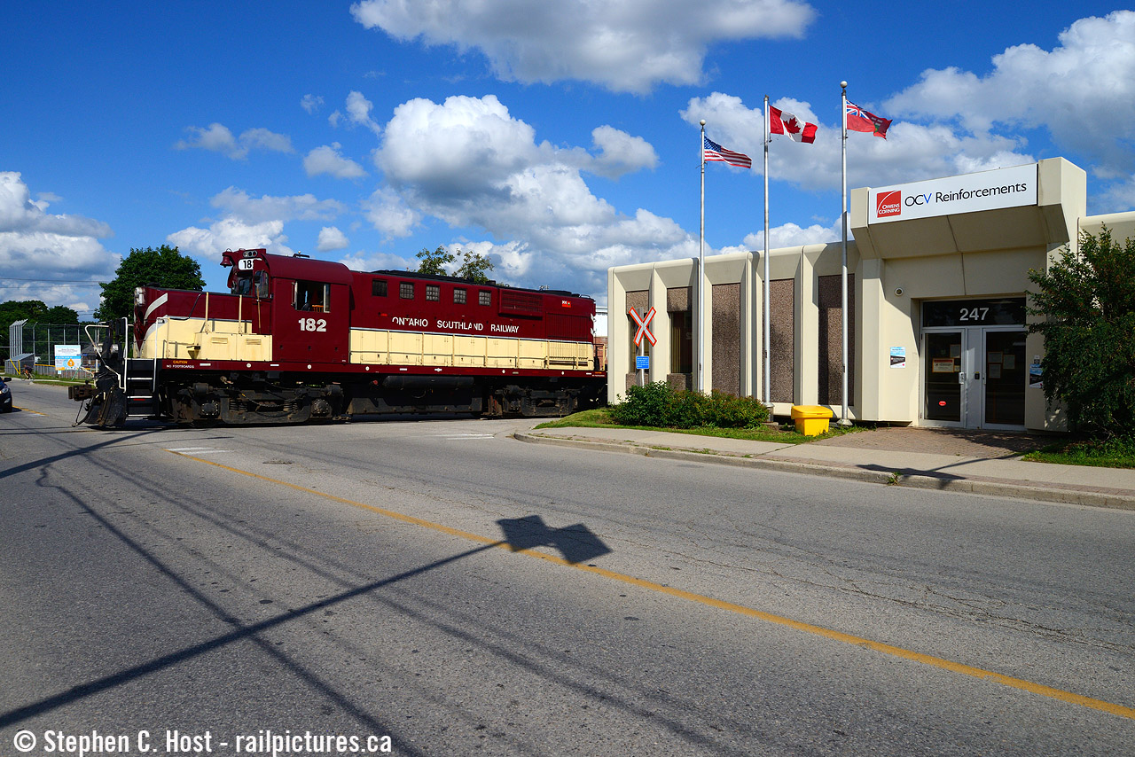 Peeking out of the Owens Corning Fibreglass property, OSR's Job 2 has finished setting off a car of clay inside the plant and is crossing York Road in Guelph. This plant stopped using rail service around 2015 but came back in May 2020 just months before the OSR ended service and switched to GEXR. Owens Corning gets served about once to twice a week.
Jason Noe's photo of CP MLW's servicing the plant
A great place for a cab ride, OSR crews would happily invite you for a ride as they switched the plant, usually for two trips, once to lift the empties, and one to set off the loads
OSR deep in the plant, smoking it up