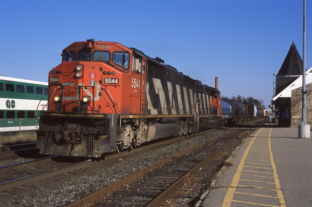 A cloudless November day at Georgetown Station sees CN 5544 and 5354 on the point of 339.... Good times.