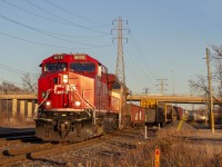 A late 141 makes its way to the USA at golden hour after having to backup through VACIS due to an error with the machine. All trains entering from Canada to the US have to scan all the cars with an x-ray in order to proceed to the USA.