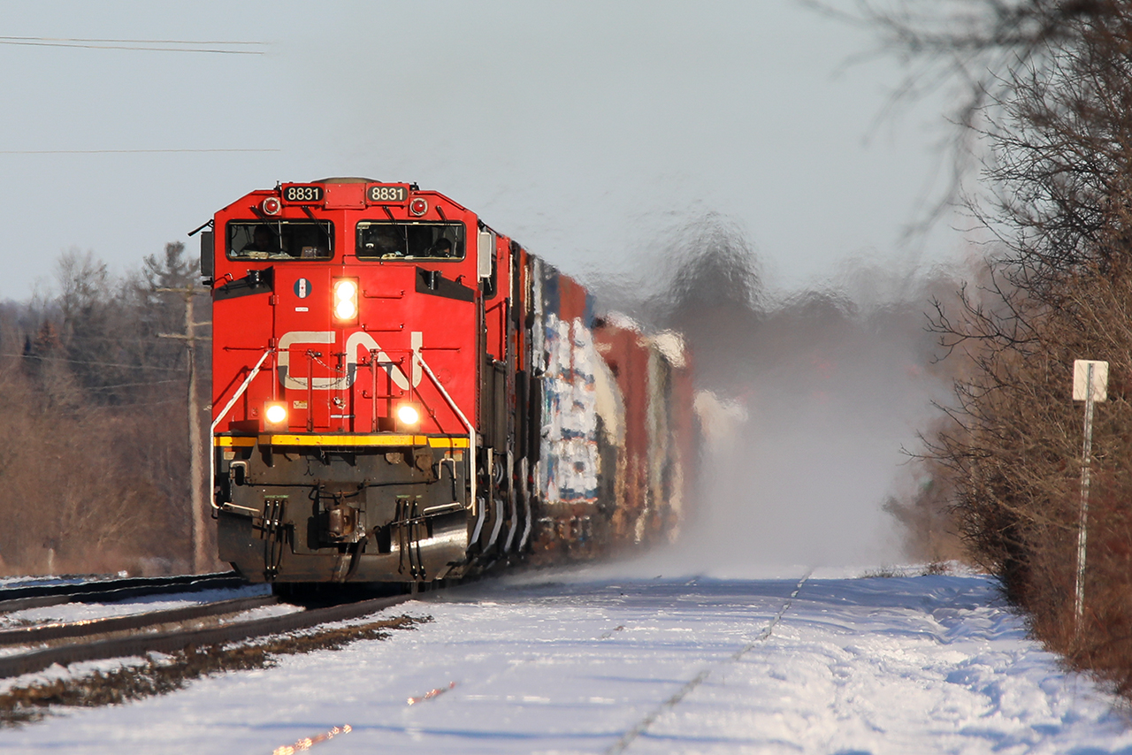 Is there anything better for photography than sun and snow? And a big thanks to CN for putting 4 units on the head end.