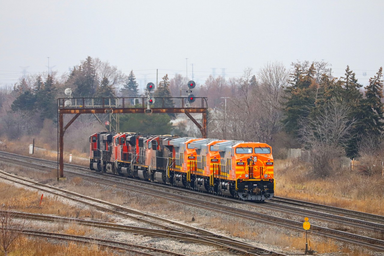 2022.01.01 QNSL 436, QNSL 431 and QNSL 438 trailing on CN A42231 01, returning to their train after dropped all intermodal traffic in Malport Yard.