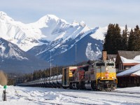 Hey I finally caught one leading! CP 7018 in CP block heritage paint passing by the Banff station with some oil tankers. The previous westbound an hour earlier had 7019, but as second unit.