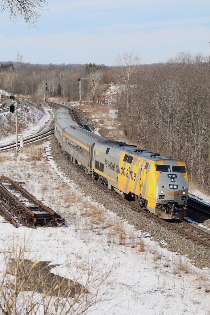 Detour VIA train 84, while it could easily have been any other VIA train by looking as it rounds the curve at Bayview. This is actually train #84 forced to detour today over the Dundas and Oakville subdivisions between London and Toronto thanks to significant flooding along the Guelph sub. at Shakespeare. This flooding has also affected GO and CN service along the line.