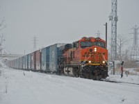 Once a common sight here in Niagara, foreign power leading has been a massive rarity on the Grimsby Subdivision. This was a throwback train in many of ways. This was the first BNSF leader on the Grimsby Sub since 2014. First foreign power leader since 2019. First CN 523 since 2020. And first all autoparts cars train since 2006 likely. Everything about this train screamed rare and I wasn't gonna miss it, despite the almost whiteout conditions. 