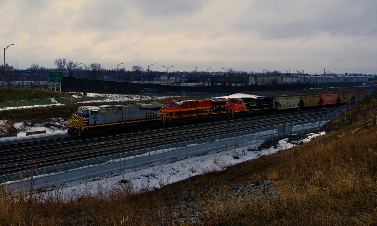 CN B730 has quite a lashup as it prepares to stop at Turcot Ouest to change crews and get a fuel reading of its two DPUs. Up front CN 3978, KCS 5023 & CN 2522 are arranged elephant style on the last day of winter.