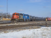 L568 works Stratford yard dropping tanks for Nachurs Alpine at New Hamburg before lifting Potash for Agromart at Kelly's.