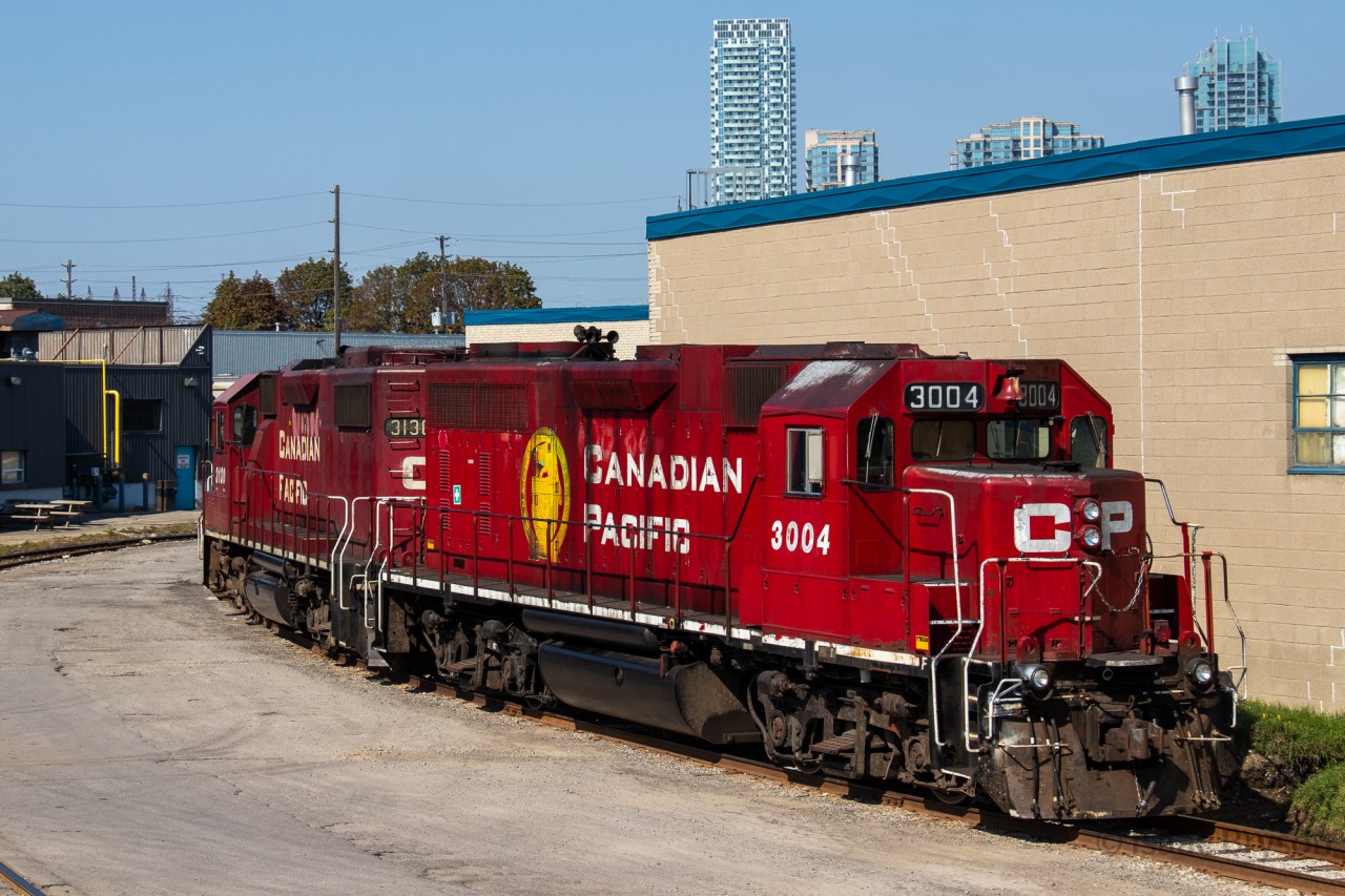 CP T17 is nearly finished all of their work in Area H as they run light power back to another lead (and the rest of their train). After spending 3 hours working Battenfeld, Brenntag, and Polytainers, T17 treats us to the unobstructed shot of CP 3004, an uncommon GP38AC. CPs GP38AC fleet is dwindling as more and more units get put into storage or are outright retired so this was a nice find. On top of that, 3004 is usually covered in oil. I'll pass a "thank you" to the people who clean it time and time again. Happy Birthday to me :)