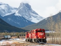 CP 2327 Slowly approaching the highway 1A crossing as it prepares to switch the Baymag plant. 