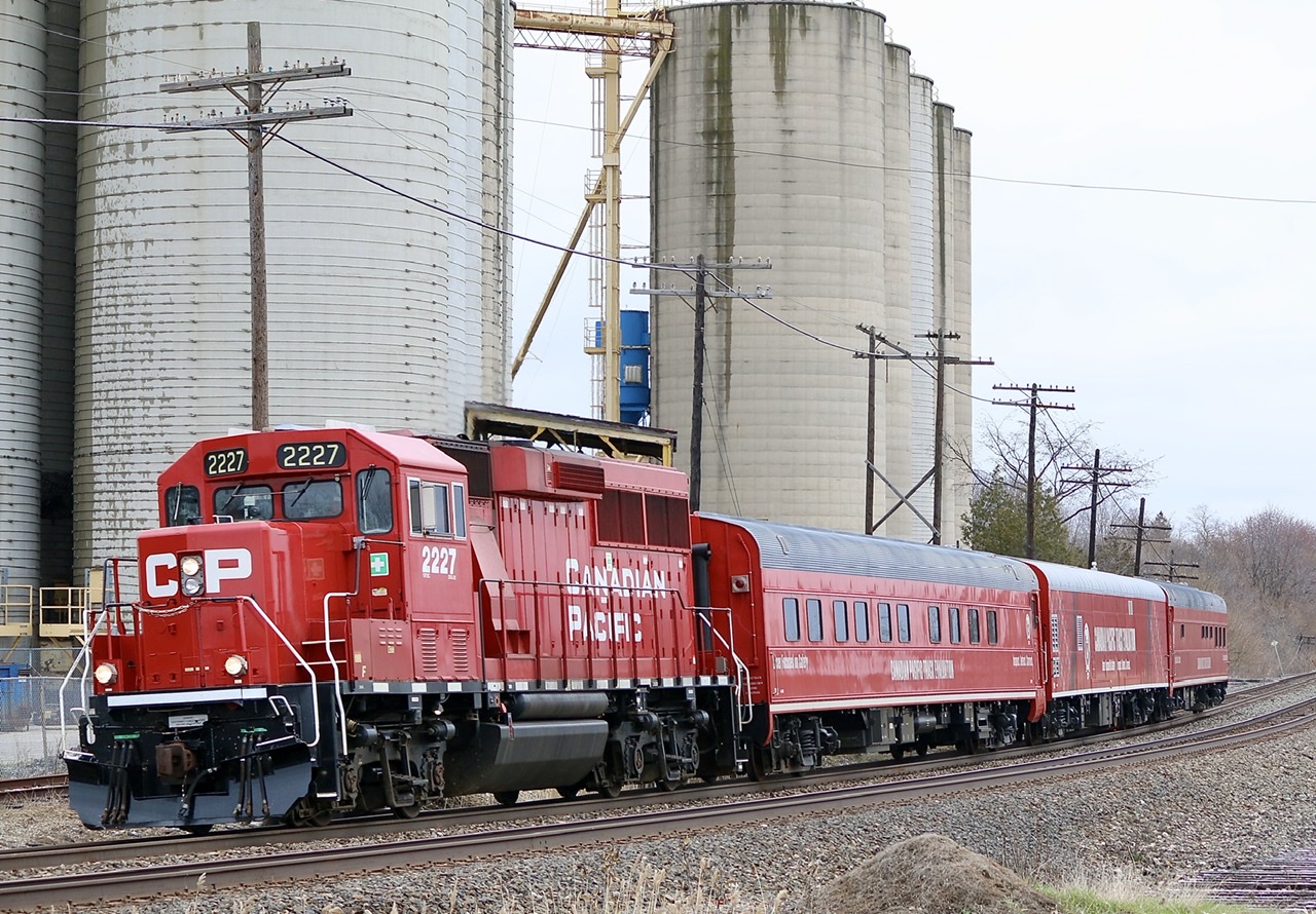 I’ve managed to catch most of the TEC trains on CP as they travel through Southern Ontario. In the past CP has had two TEC trains roaming the system and this is the first one to wear the full and bright all red scheme. With the pending KCS merger this scheme may soon be adjusted, but only time will tell. On this over cast April 19 the train is seen checking the north track at Streetsville. If you look closely the lasers are on in the trailing car and crew seen busy at work through the large glass window on the tail car.