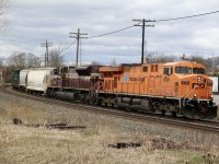 It was nice to see this pair still together this morning, certainly nice to see a few SD70ACU’s around this weekend. Here 134 with no intermodal traffic on the tail end leans into the curve on the north track at Streetsville.