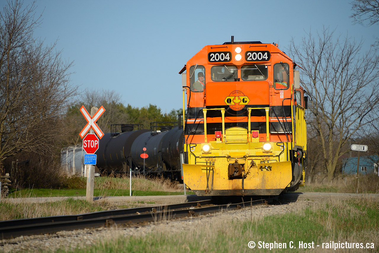 GEXR 583 working the yard at Arkell as they head toward Guelph to work the customers surrounding the Lower Yard area of the Guelph Junction Railway.