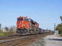 CN L570 zips by Goreway on its return to Aldershot.