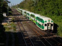 GO 255 leads the Westbound Niagara Falls bound GO Train through Snake approaching Bayview Junction.