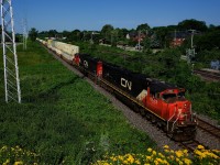 CN 5612 & CN 5794 lead CN 106 through Pointe-Claire.