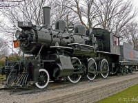 No 81 on display at Palmerston looking good in fresh paint and a Christmas star.