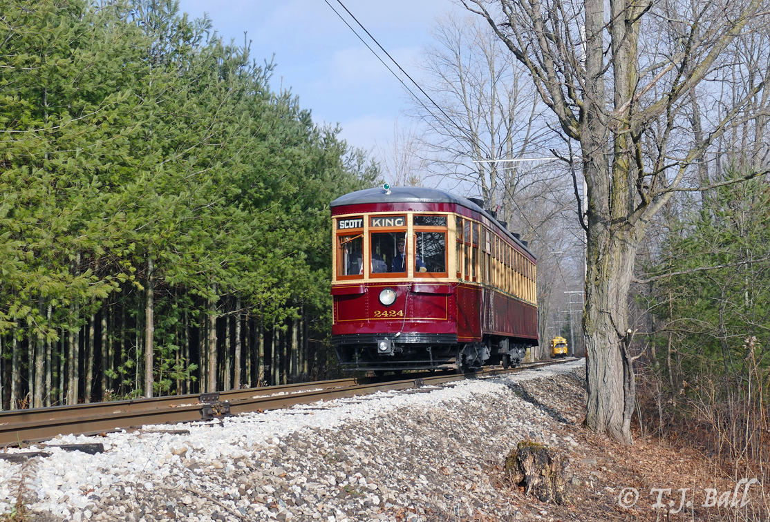 Former TTC Peter Witt street car out for a run during the Halton County Radial Railway's
just before Christmas 2015.