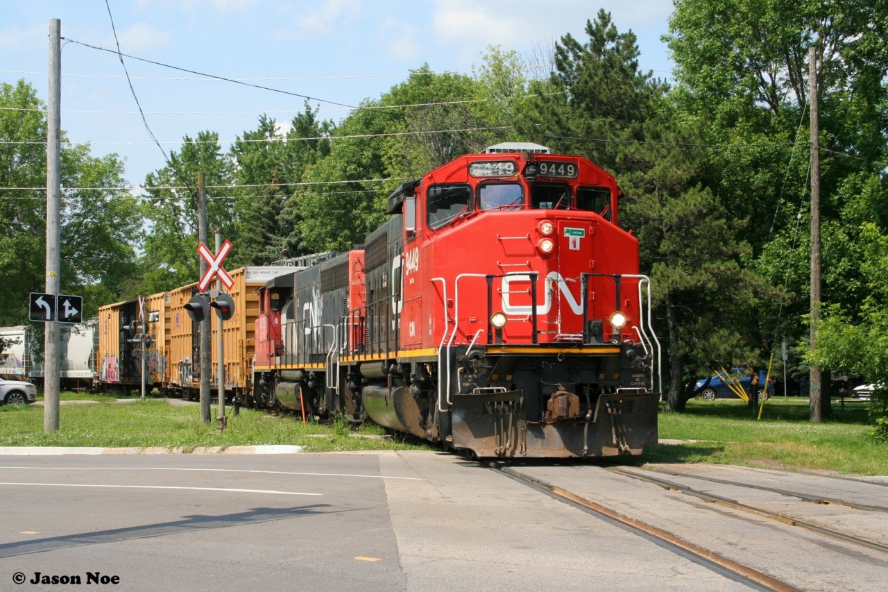 Back when CN L568 would run Sunday’s to Guelph, here CN 9449 and 9639 are viewed approaching Edinburgh Road and XV Yard located near Alma Street. The boxcars were from the WestRock of Canada facility on the North Spur and the hoppers were from the interchange with the Goderich-Exeter Railway.