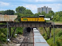 After waiting for nearly an hour due to an issue with the VACIS scan. CP 131 starts pulling through the Windsor/Detriot Tunnel, Just as  ETR 107 is making their return from the Windsor ADM Facility and Ojibway Yard on the south end of Windsor. 