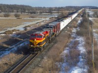 One of the two trains bringing out the foamers this day was E274 with KCS 5015 in the lead, running just ahead of <a href=http://www.railpictures.ca/?attachment_id=48048>Q 162 with BNSF</a> power.
