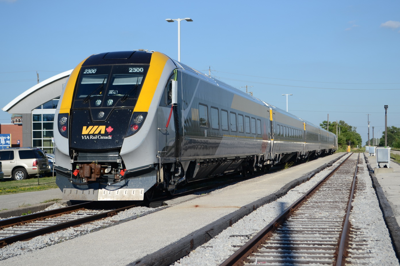 Railpictures.ca Ian Deck Photo VIA and Siemens test train arriving into Windsor on a late