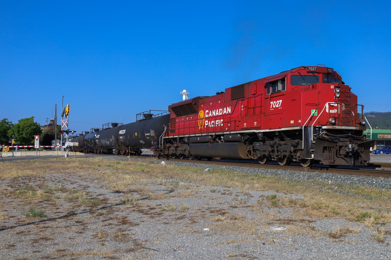 CP 7027 shoves on the rear of a manifest train bound for Idaho