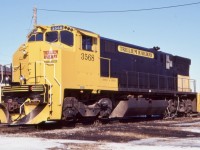 Trillium finally finished painting M420 3568 in 2003 only to have the unit sent States side not long after. I believe by this time the unit was almost completed. The split of a Trillium and New York & Lake Erie would shake up the small motive power fleet, and later a HR412 and later two RS18 would fill out the roster. This unit still survives today working for a shortline south of the border. 